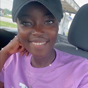 Meet your Posher, Deborah